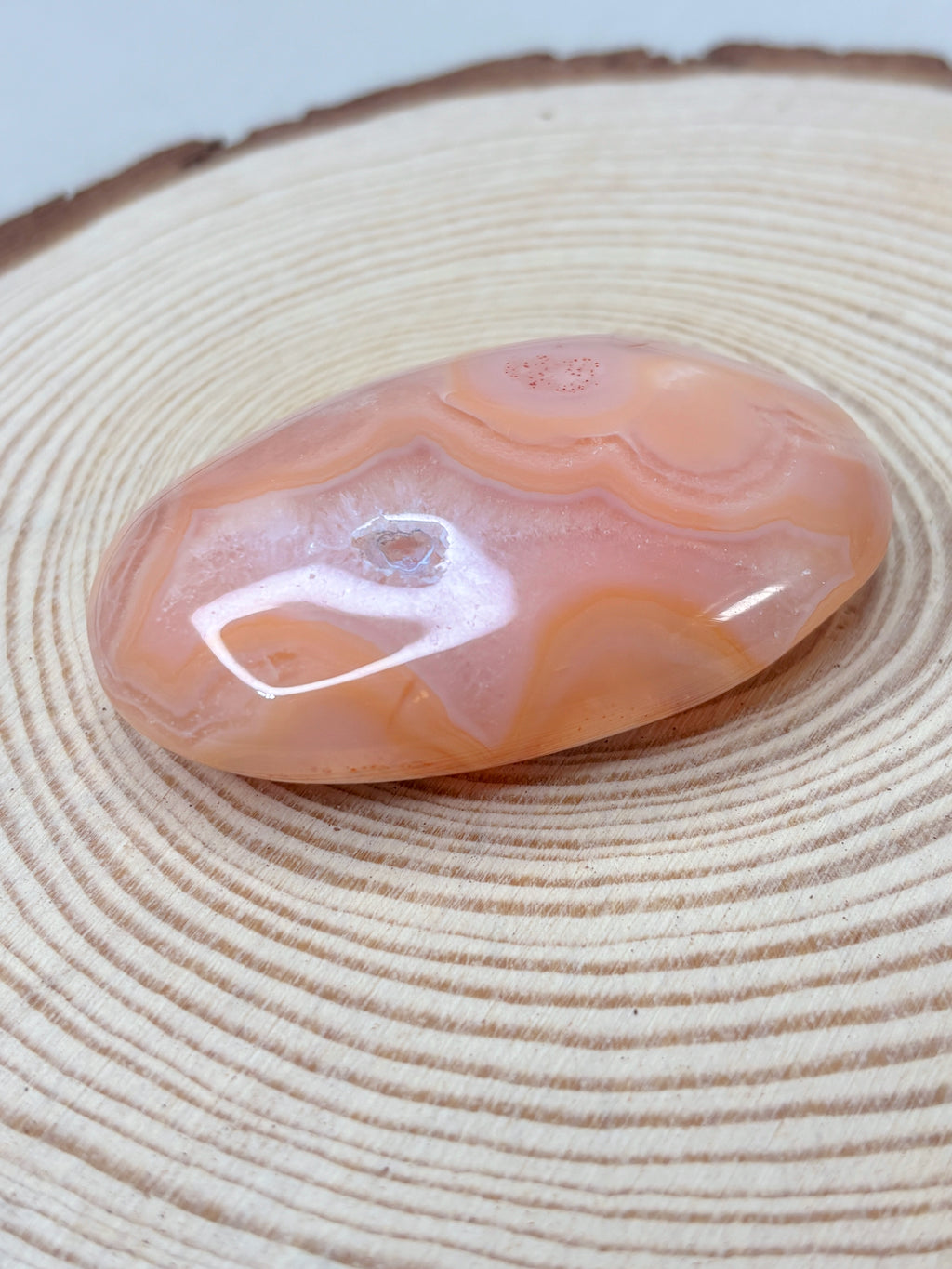 Peach Carnelian Flower Agate Palmstone