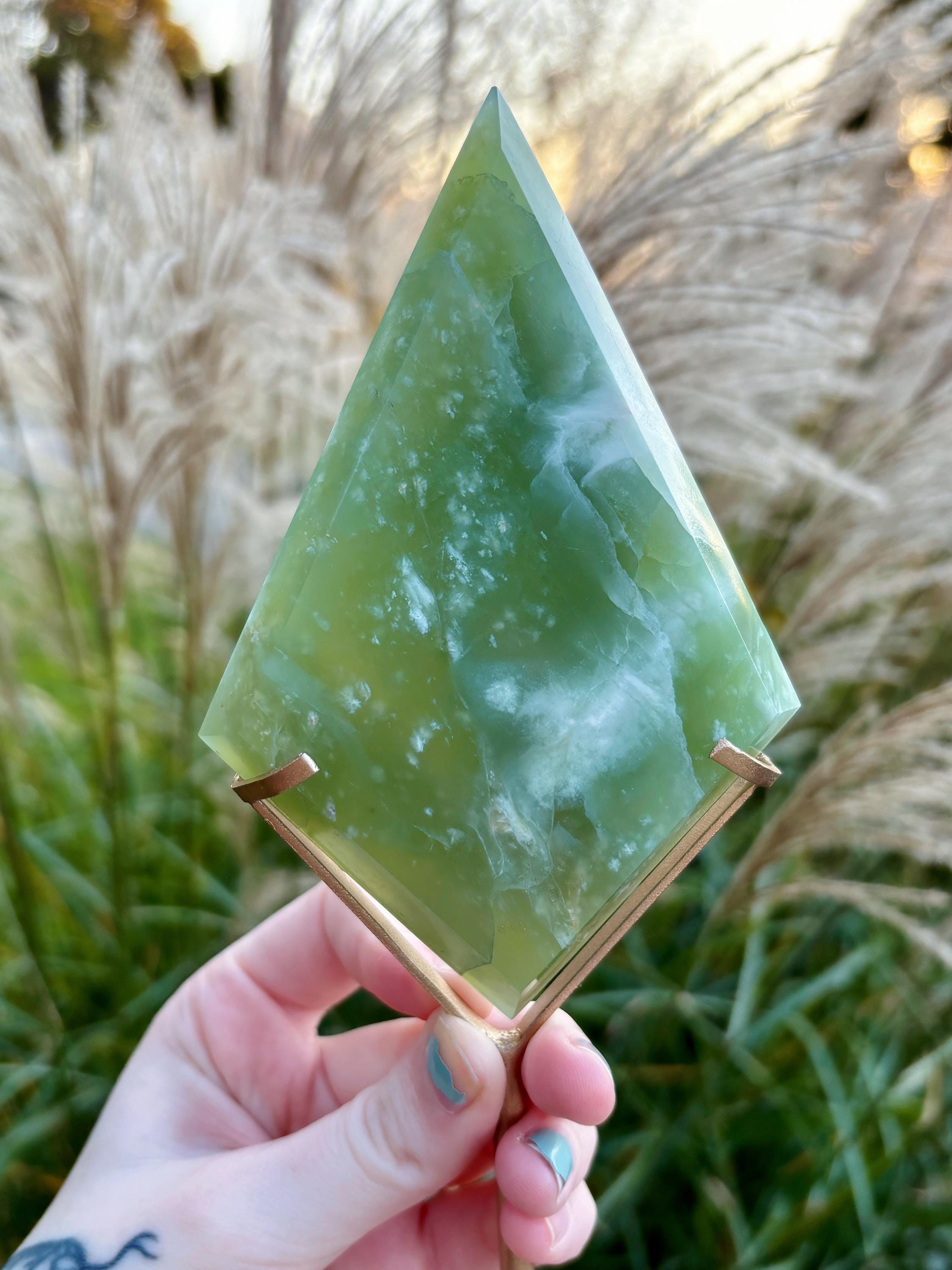 Green Serpentine "New Jade" Diamond, Serpentine Crystal Carving on Gold Stand
