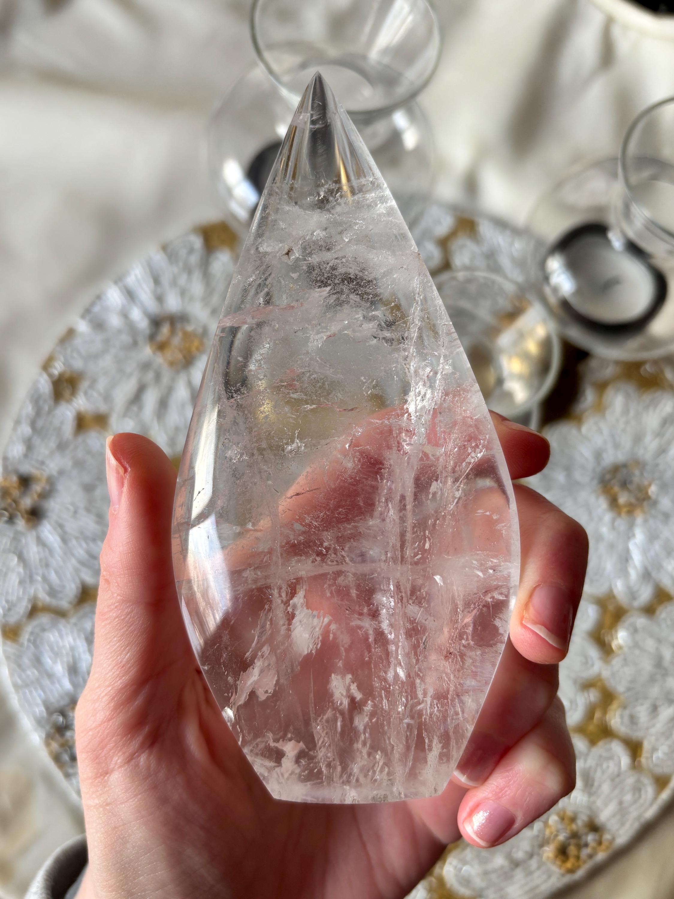High Quality Clear Quartz Freeform, Natural Polished Quartz Crystal Carving