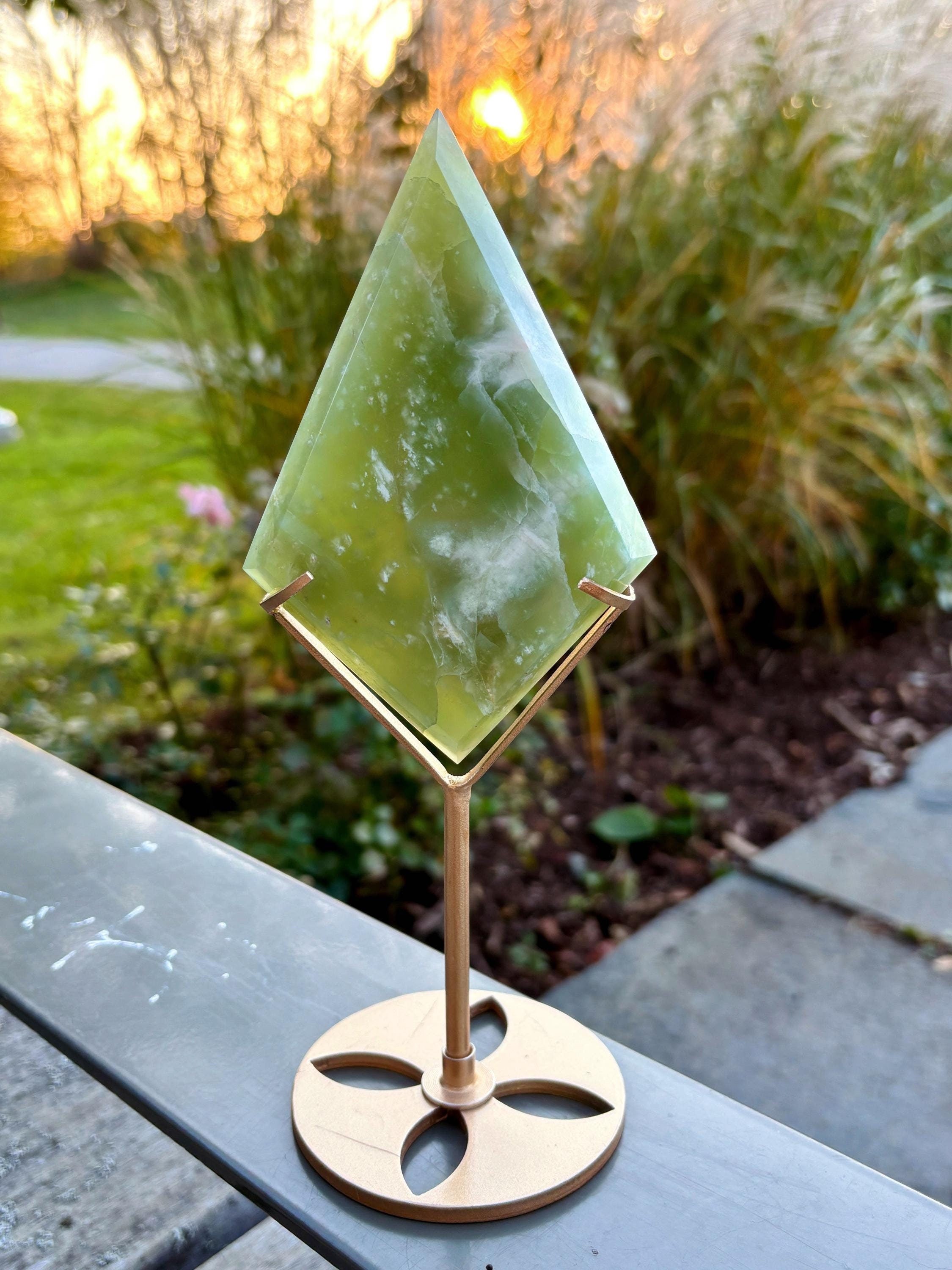 Green Serpentine "New Jade" Diamond, Serpentine Crystal Carving on Gold Stand
